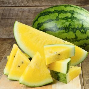 lubenica Yellowin F1 rumeno meso prerez