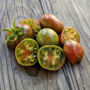 Paradižnik Karma Miracle – oranžno-rdeči plodovi z zlatimi odtenki.